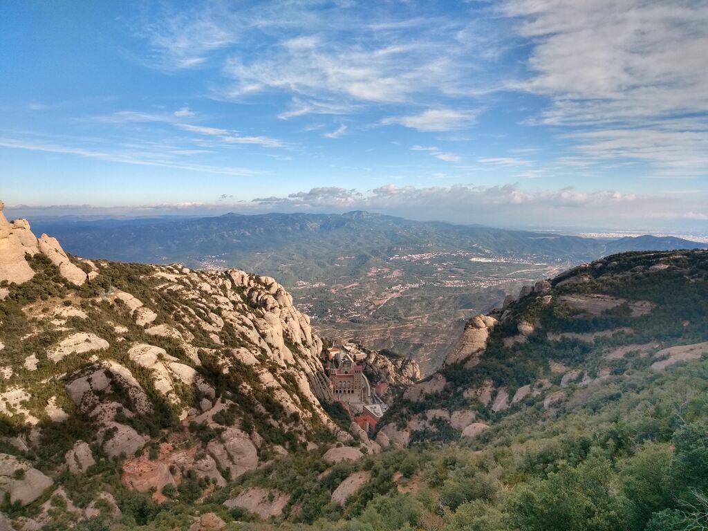 Widok na klasztor Montserrat