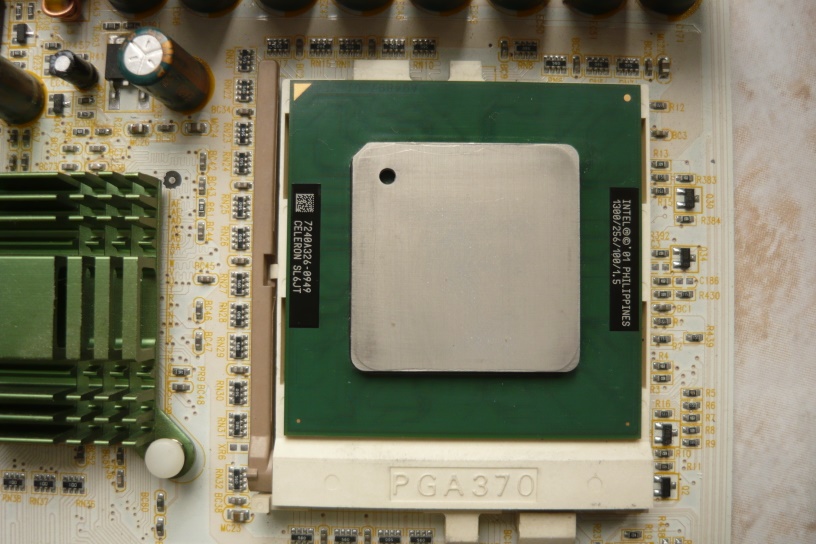 Intel Celeron 1300Mhz